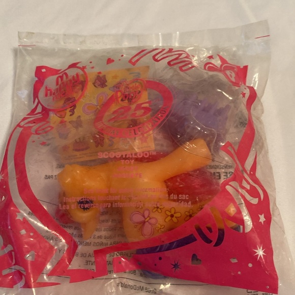 Set of Two My Little Pony Happy Meal Toys - Picture 7 of 9